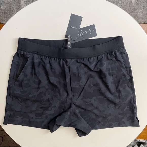 Ten Thousand Men’s 5” Interval Short Black Camo Size XXL New Unlined - Picture 1 of 9